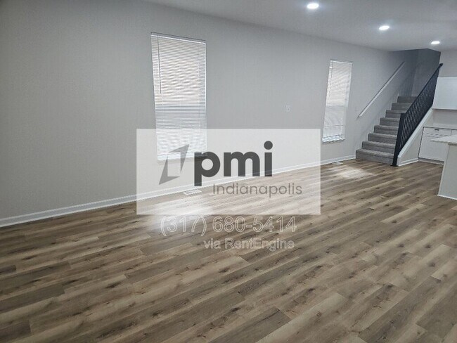 Building Photo - 2826 N Park Ave