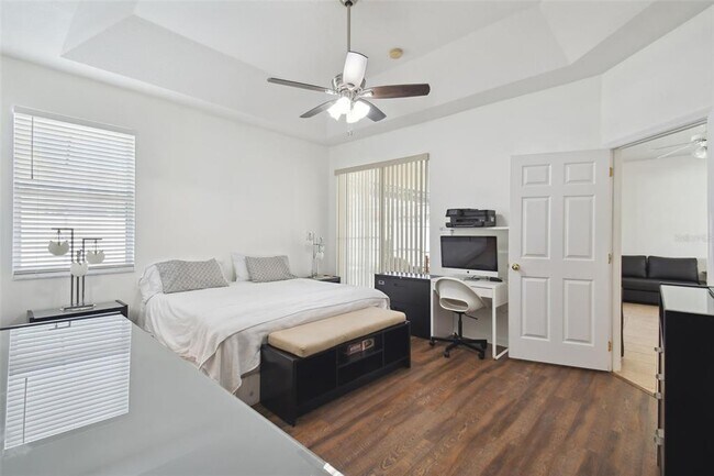 Building Photo - 258 Henley Cir