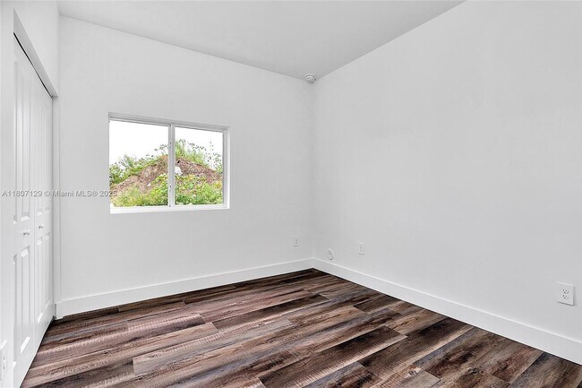 Building Photo - 24062 SW 116th Ct