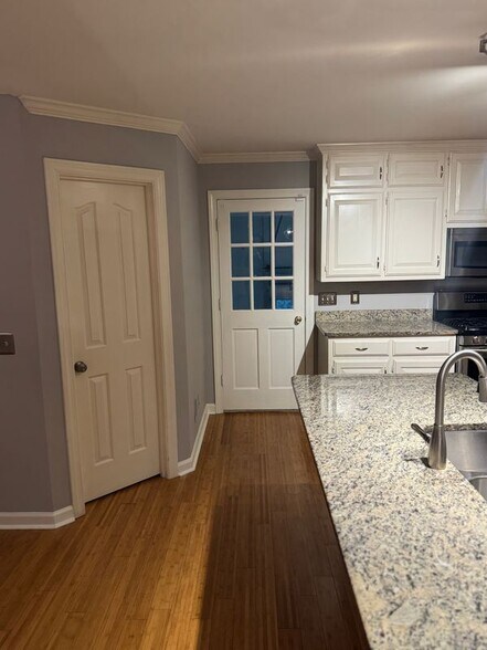 Building Photo - 4650 Kousa Ln