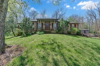 Building Photo - 6112 Frontier Ct