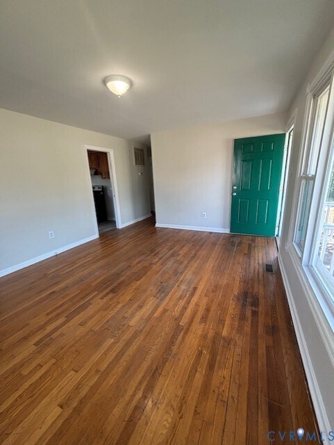 Building Photo - 9721 Drexel Ln