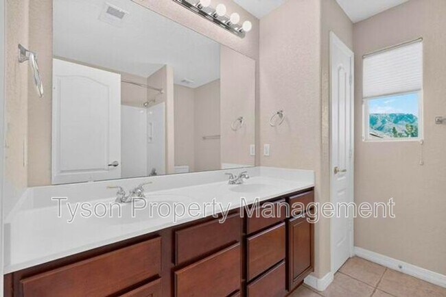 Building Photo - 8523 Waterford Pl NE