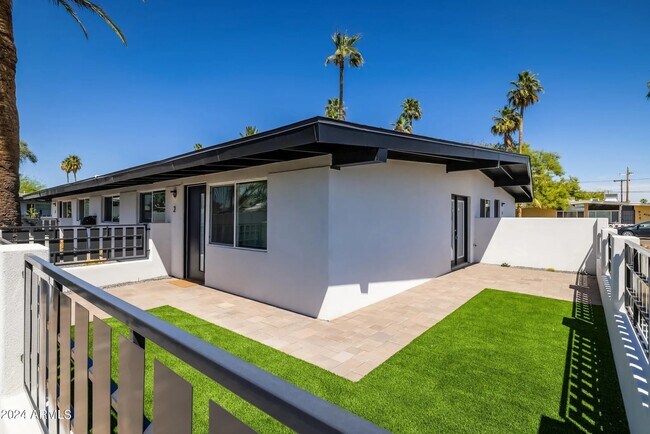 Building Photo - 6707 E Monterey Way