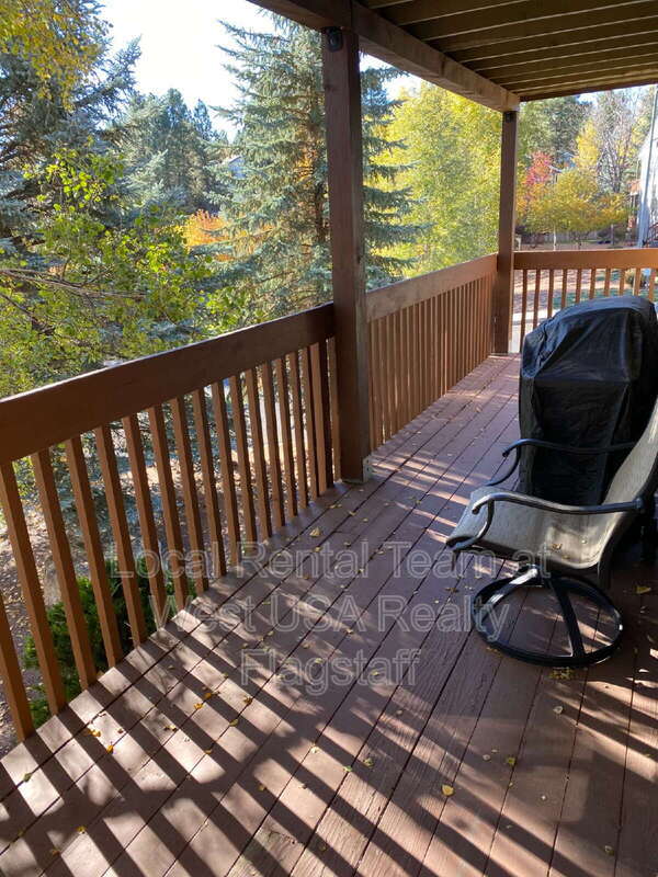 Building Photo - 2707 N Walnut Hills Dr