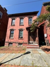 Building Photo - 185 Union St
