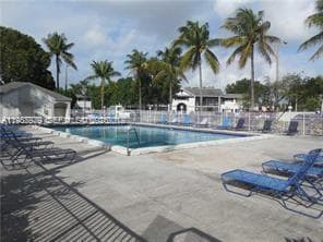 Building Photo - 468 NE 206th Ln