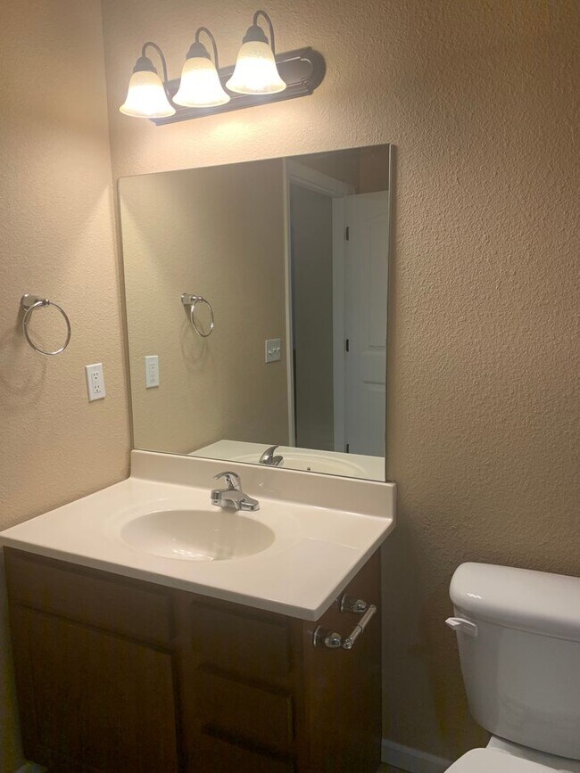Building Photo - 20913 Humanity Ln