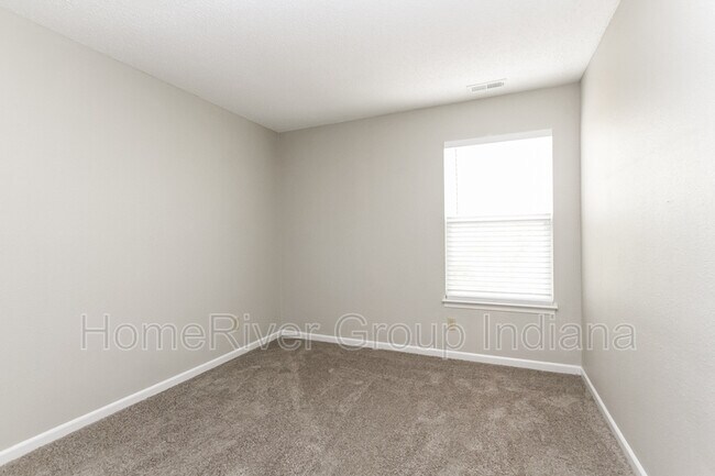 Building Photo - 344 Clayton Ln
