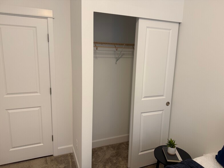 Building Photo - 2214 115th Dr SE