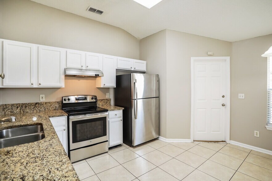 Building Photo - 1542 Slash Pine Ct