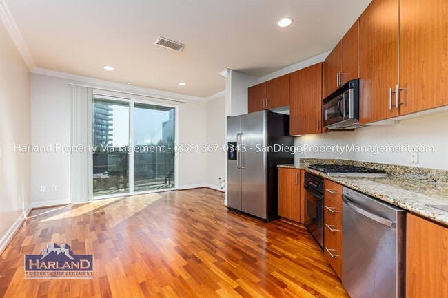 Building Photo - 1225 Island Ave