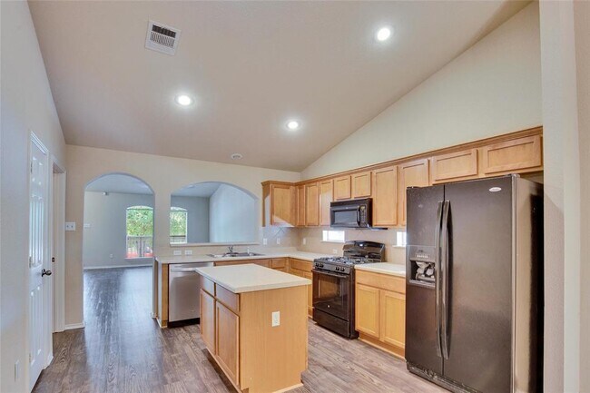 Building Photo - 210 Lollipop Ln