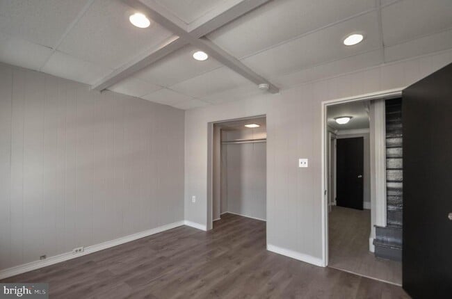 Building Photo - 713 N 12th St