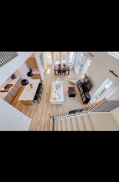 Building Photo - 1513 Waxwing Pl