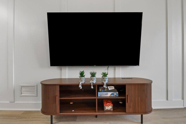 Building Photo - 28294 Ferry Rd