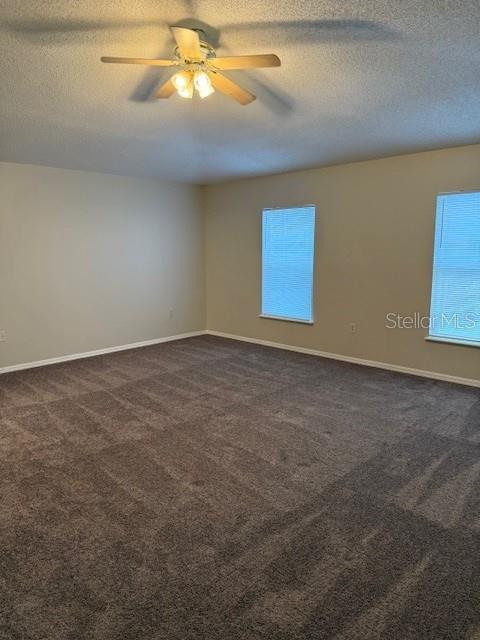 Building Photo - 744 Paris Dr