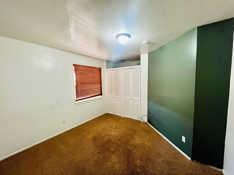 Building Photo - 35022 82nd St E