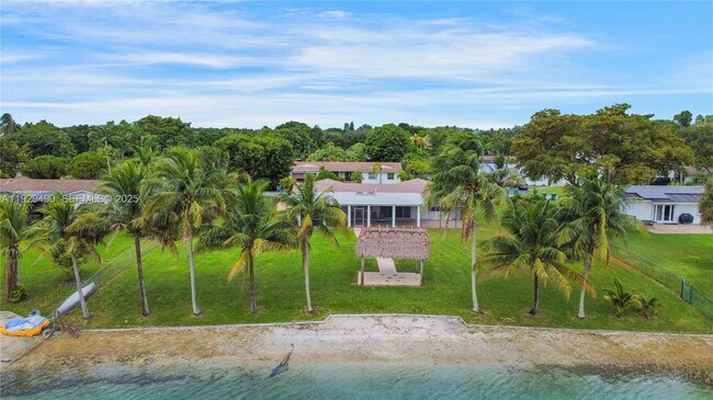 Building Photo - 10962 SW 117th St