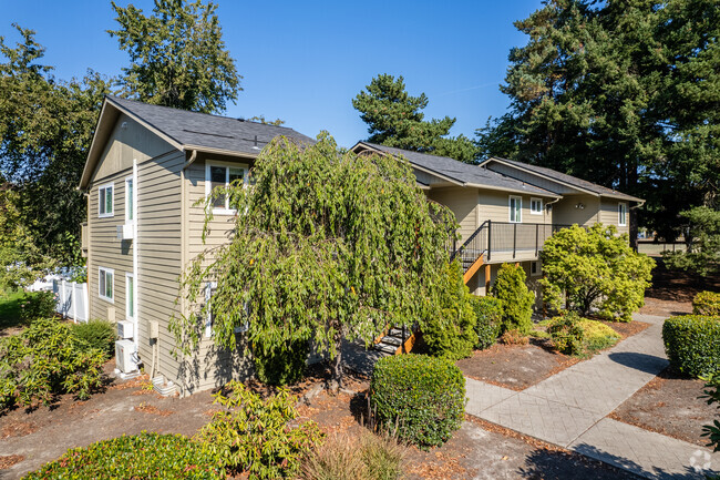 Building Photo - Terra Linda Park Condominiums