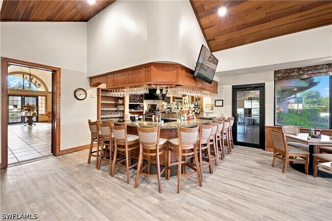 Building Photo - 13090 Cross Creek Ct