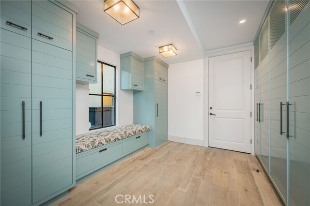 Building Photo - 2903 Manhattan Ave