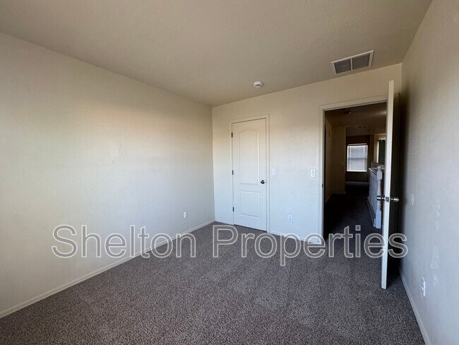 Building Photo - 25184 W Cranston Ln