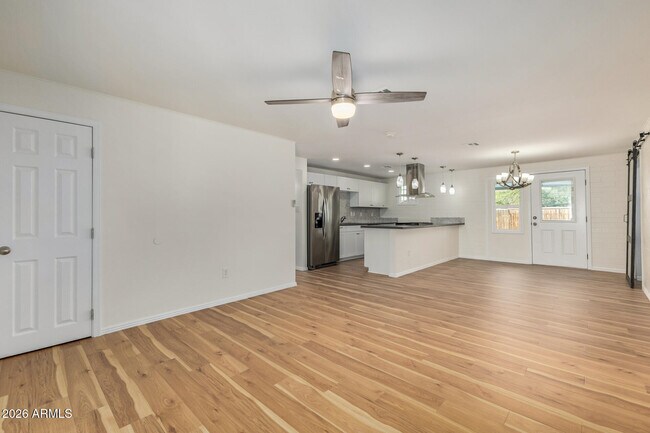 Building Photo - 3234 E Friess Dr