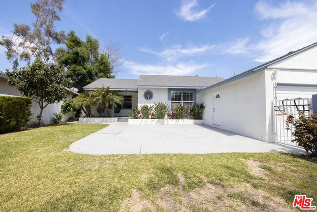 Building Photo - 19119 Sylvan St