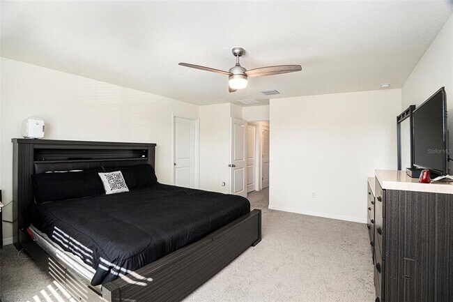 Building Photo - 38311 Sonnet Landing Ave
