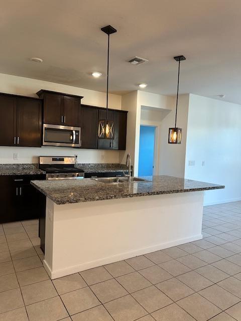 Building Photo - 6762 W Encinas Ln