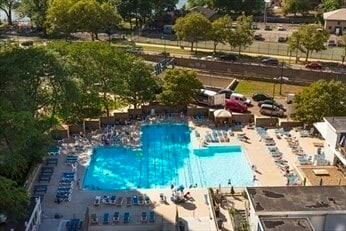 Building Photo - 9 Hawthorne Pl