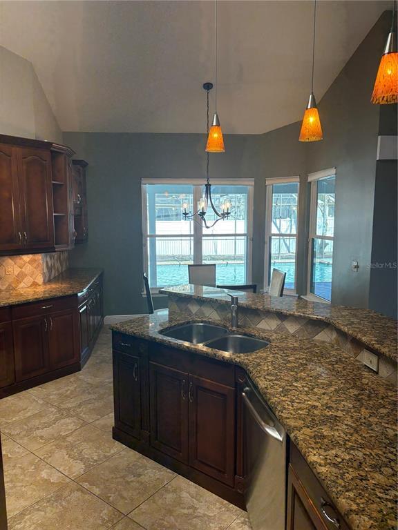 Building Photo - 8045 Landgrove Ct