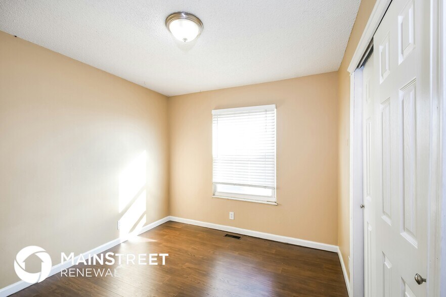 Building Photo - 5861 Falcon View Ln