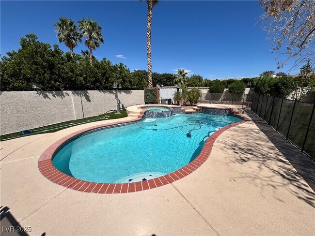 Building Photo - 8330 Coyado St