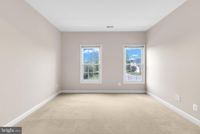 Building Photo - 10495 Wharfdale Pl