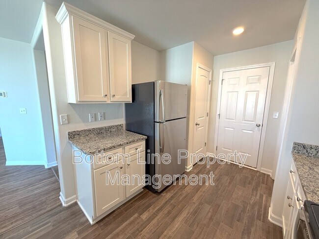 Building Photo - 397 Aubrey Wds Dr