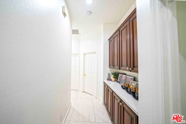 Building Photo - 17833 Wildridge Ln