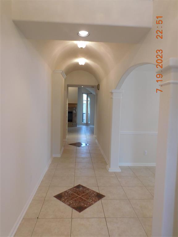 Building Photo - 4930 Julia Ct