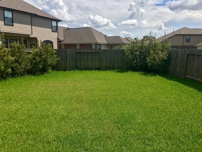 Building Photo - 722 Audra Ln