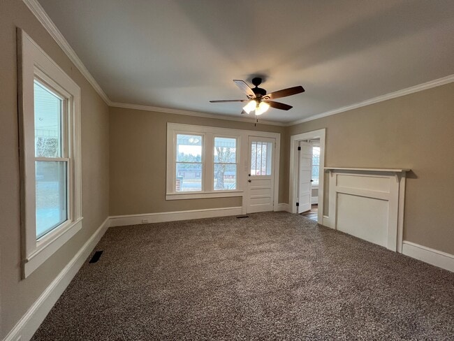 Building Photo - 400 Bradstone Dr