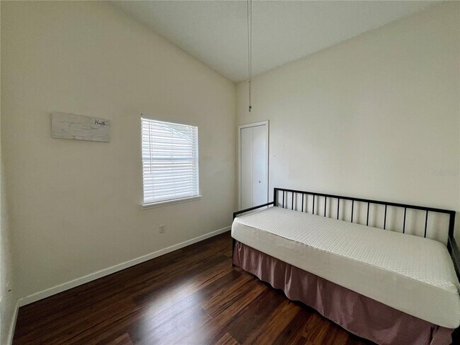 Building Photo - 7618 Colonial Ct