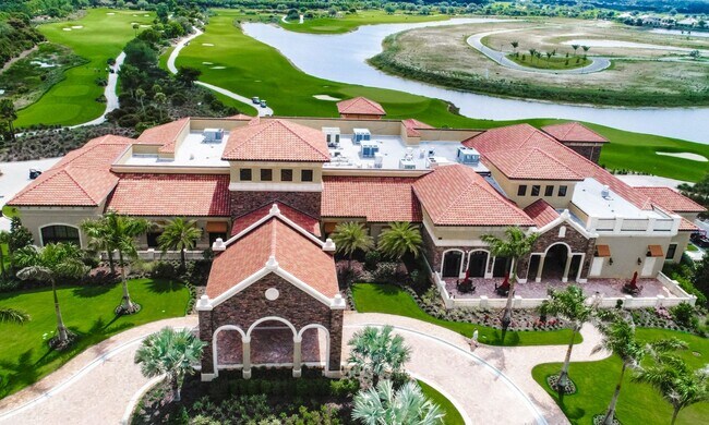 Building Photo - Available for immediate occupancy - 2BR/2BA Furnished Annual Condo available in Treviso Bay with ...
