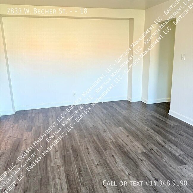 Building Photo - 7833 W Becher St