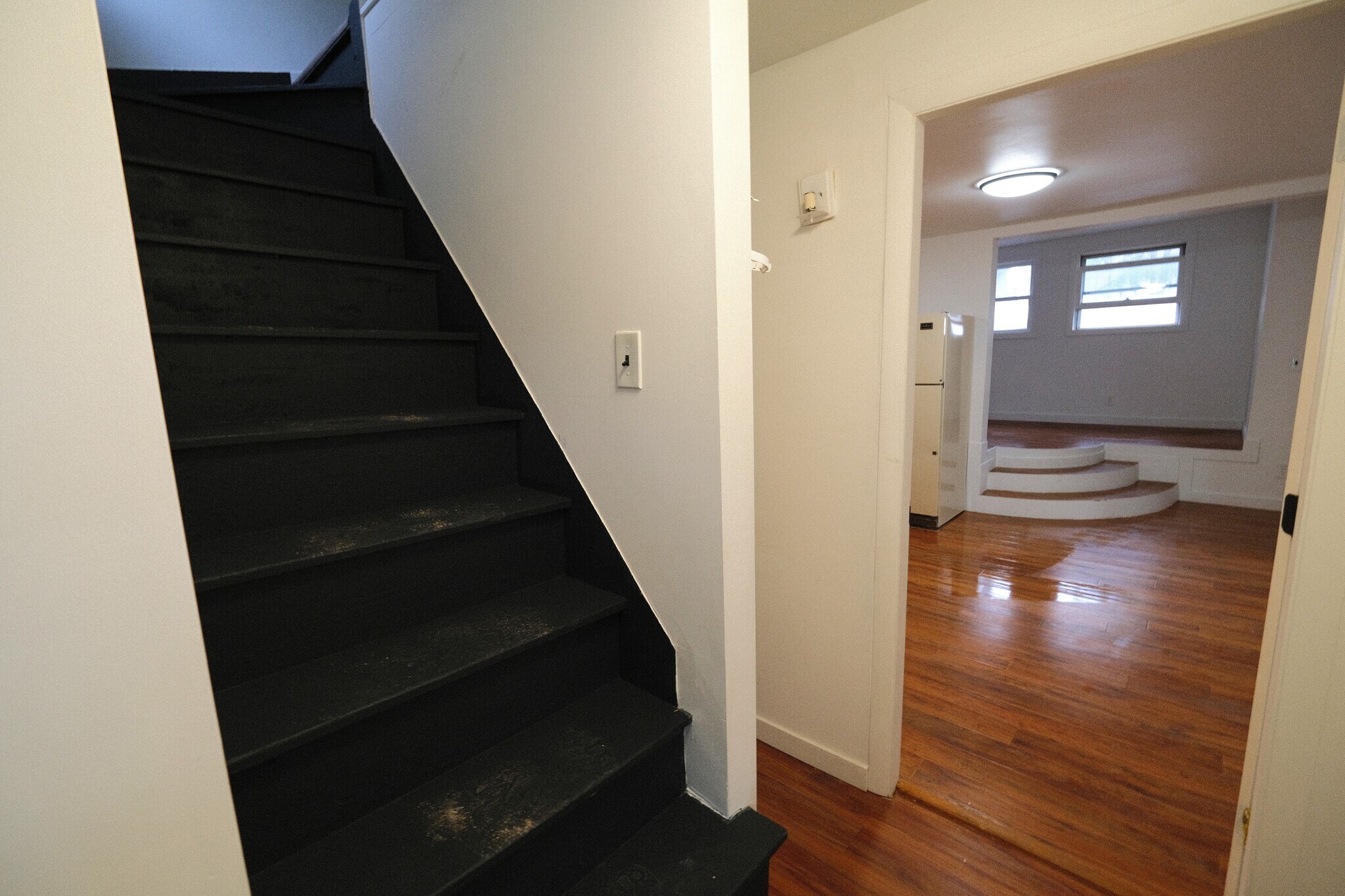 Building Photo - 56 Pleasant St