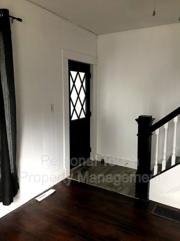 Building Photo - 1119 3rd Ave N