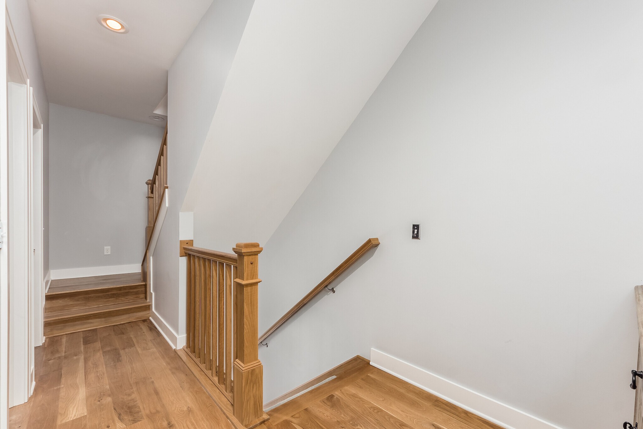 Building Photo - 1041 Harrison Park Pl