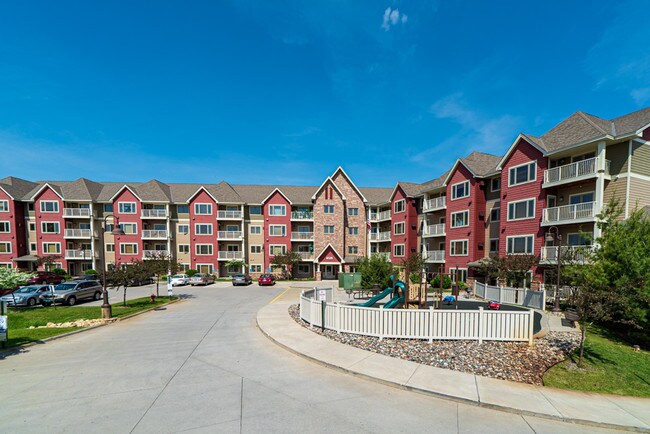 Building Photo - West View Estates