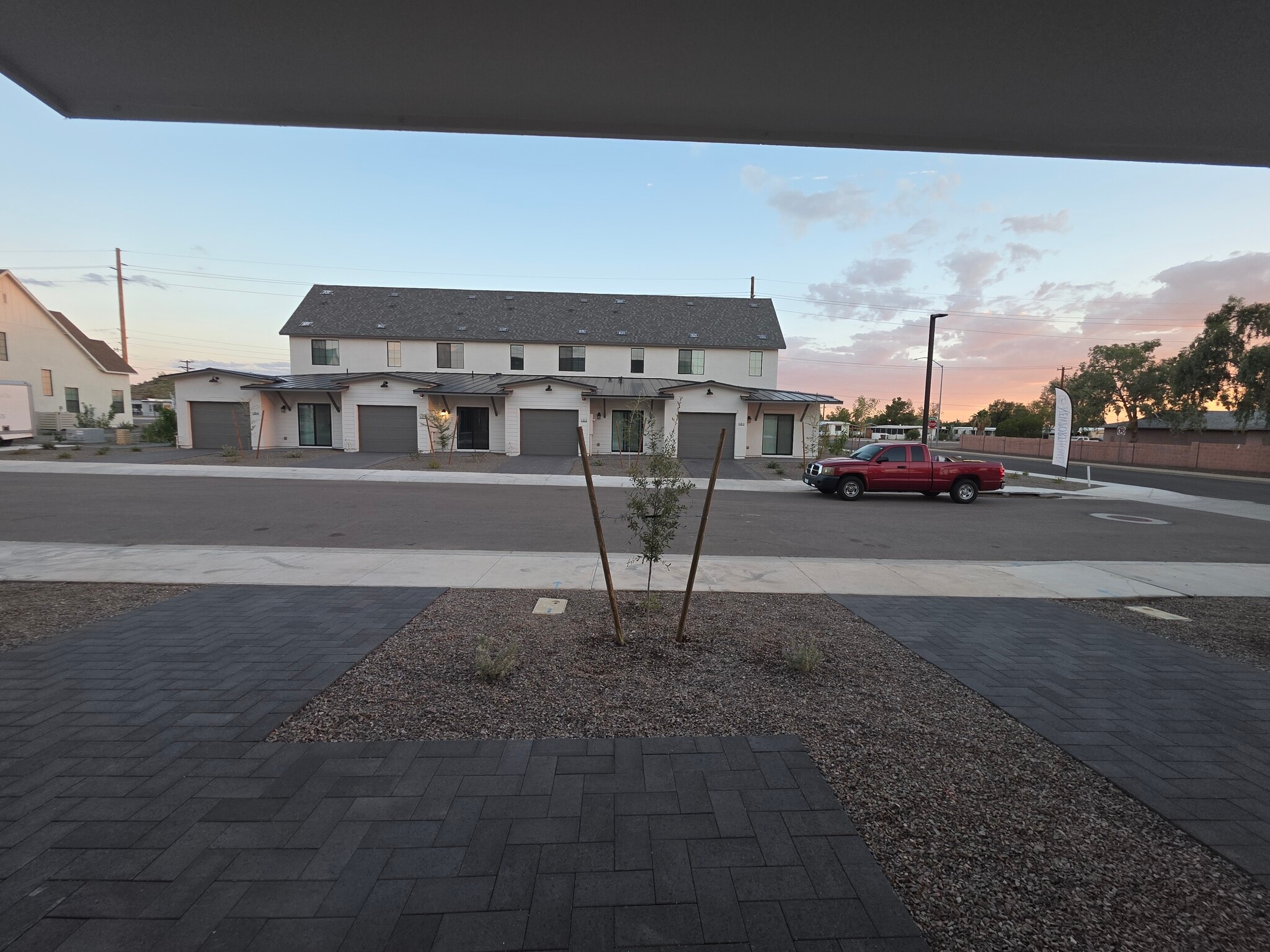 Building Photo - 8232 E University Dr