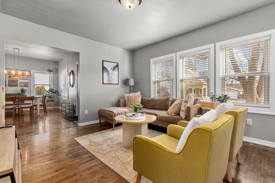 Building Photo - 509 N Lawe St